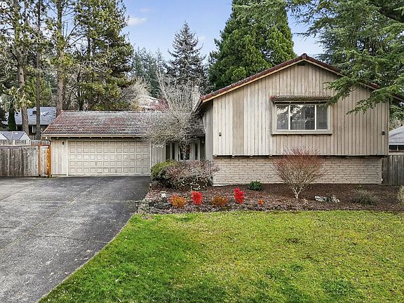 2nd image of 2445 Debok Rd