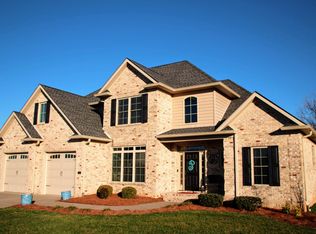 3345 Fox Fire Ct, Bowling Green, KY 42101