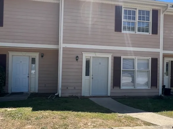 323 E Blackstock Rd APT 11, Spartanburg, SC 29301