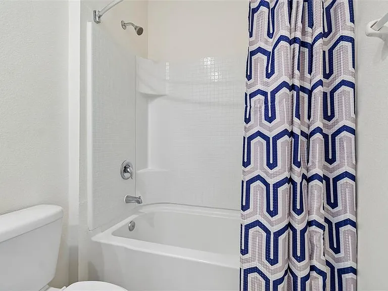 17053 Oval Rum Dr — Photo 34