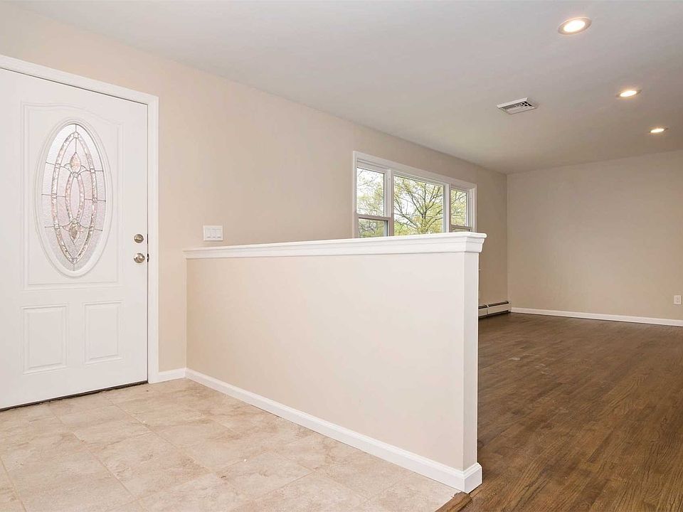 114 Elliot Ave, Lake Grove, NY 11755 Zillow