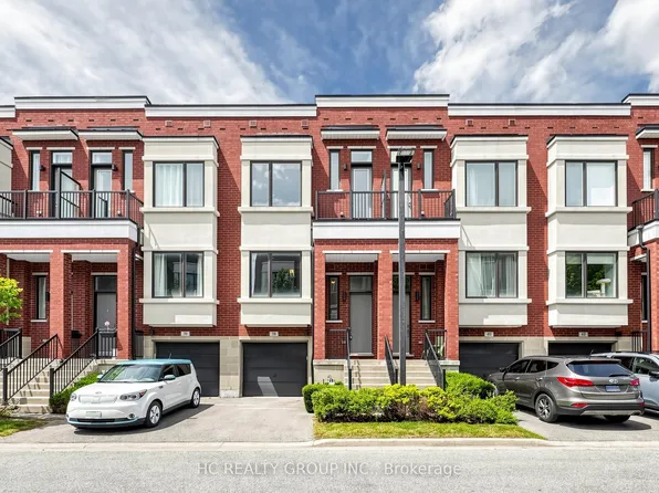 38 Lafferty Ln, Richmond Hill, ON L4C 0Z8