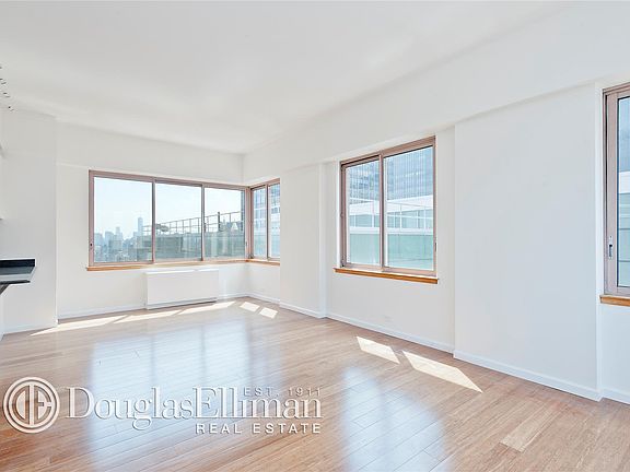 2nd image of 235 E 40th St APT 40D