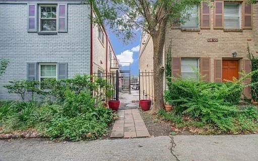 1 bed, 664 sqft, $1,275 — Photo 2