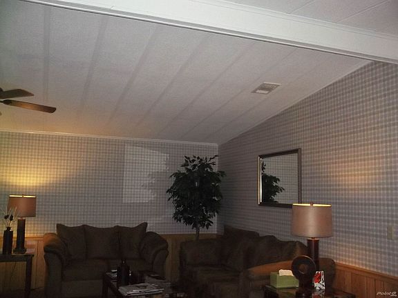 5th image of 613 Fairway Ct