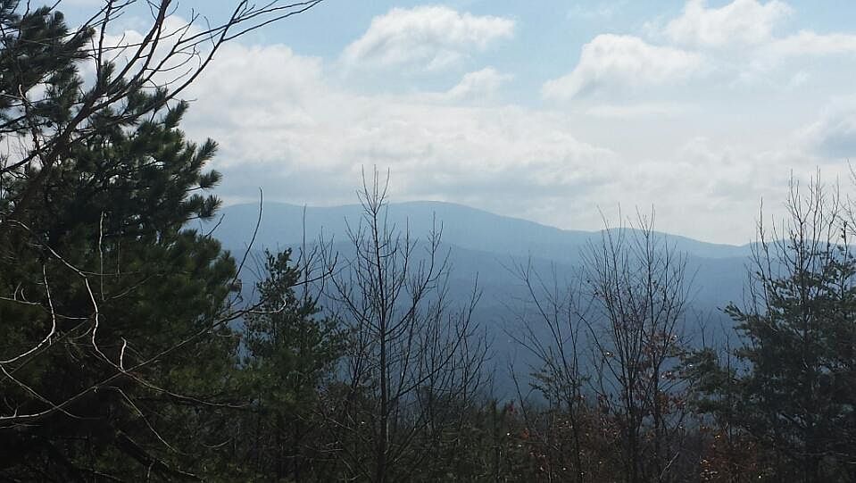 1st image of Look Rock Crest Dr
