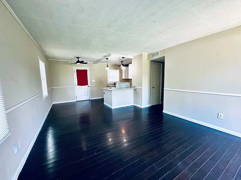 2506 Fureen Dr — Photo 5