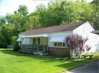 1715 Browns Creek Rd, Saint Albans, WV 25177