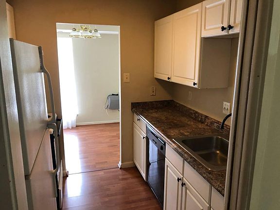 3rd image of 7589 Margate Ct #1C-001