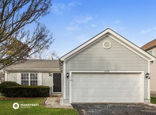 2079 Queens Meadow Ln, Grove City, OH 43123