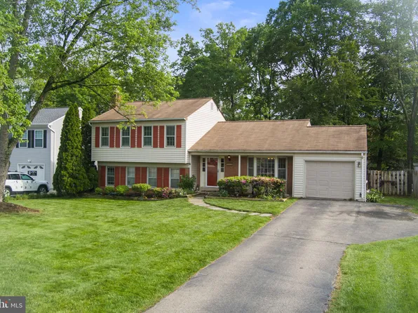 7805 Braemar Way, Springfield, VA 22153