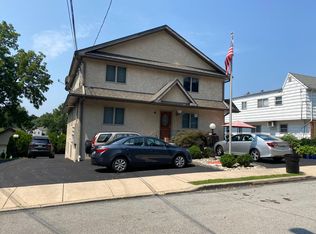 108 5th Ave APT A, Broomall, PA 19008