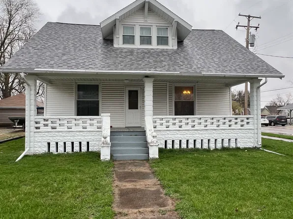 237 E Broadway St, Astoria, IL 61501