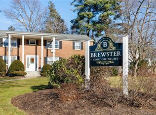 41 Brewster Rd APT D, Glastonbury, CT 06033