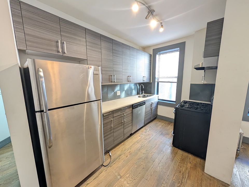 1st image of 1212 Lincoln Pl APT 3H