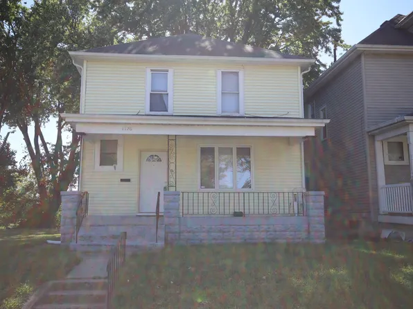 1120 Hugh St, Fort Wayne, IN 46803