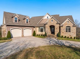 1011 E Uniontown St, Van Buren, AR 72956