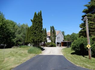 41 Sunset Rd, Springvale, ME 04083