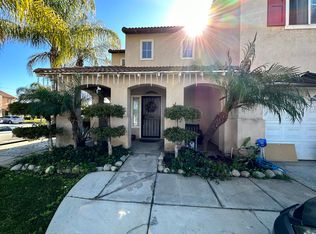741 Poinsettia Pl, Perris, CA 92571