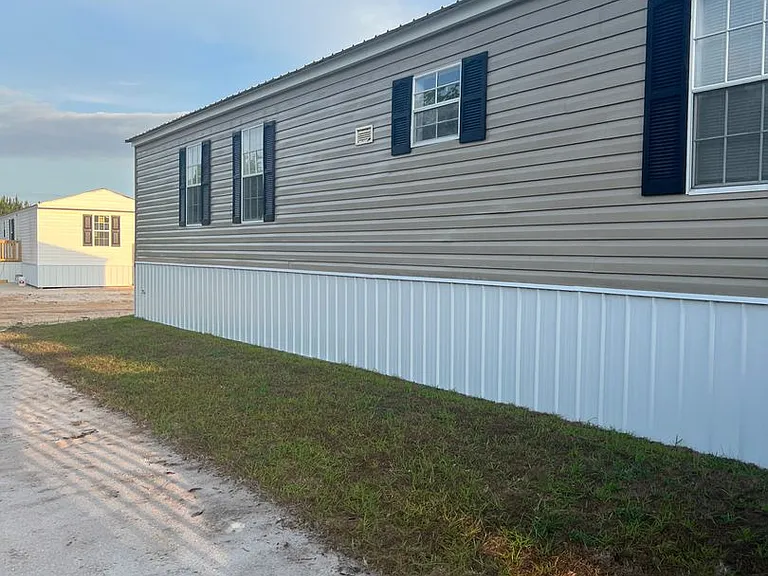 6076 Wildlife Ln — Photo 3