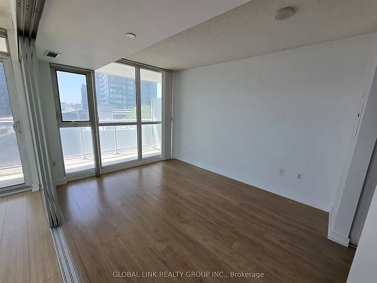 75 Queens Wharf Rd #808 — Photo 10