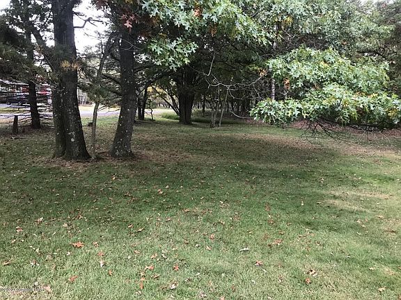 5th image of 111 Sioux Dr