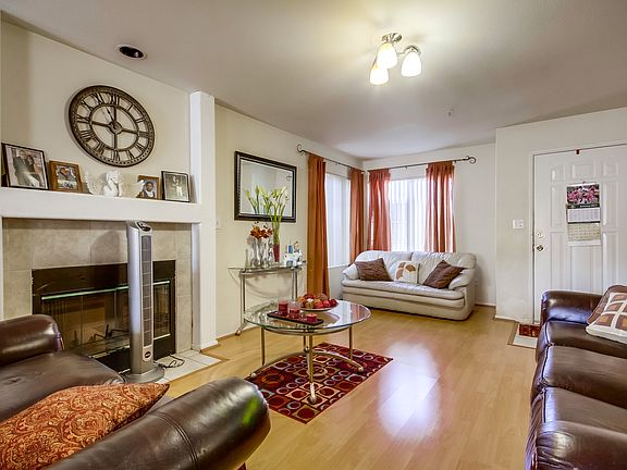 5th image of 622 N 5th St