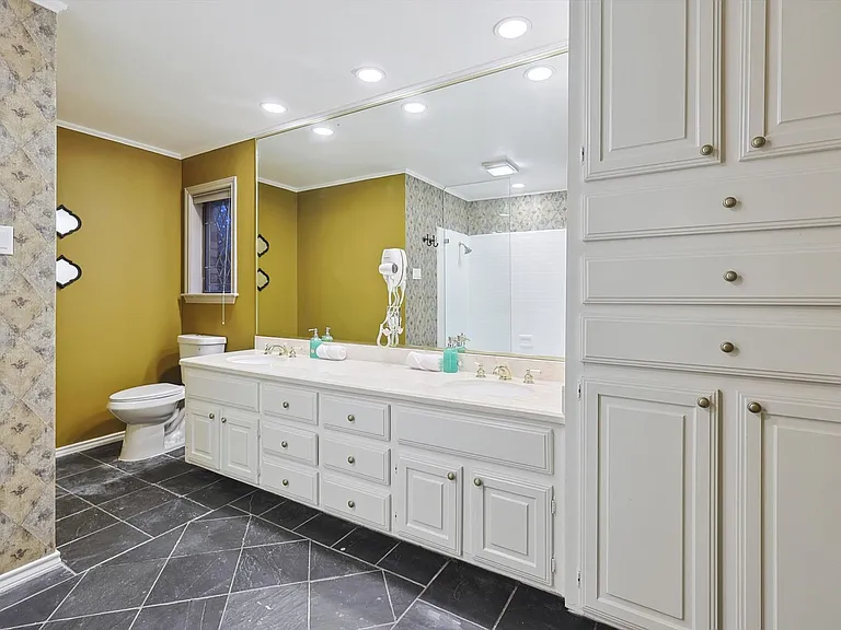 609 Arbor Creek Dr — Photo 39
