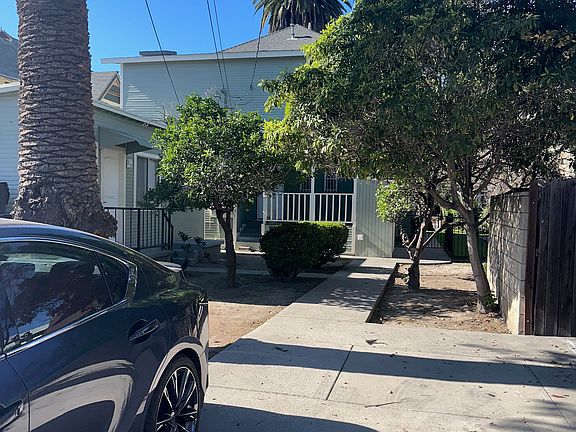 5th image of 2324 Portland St #A