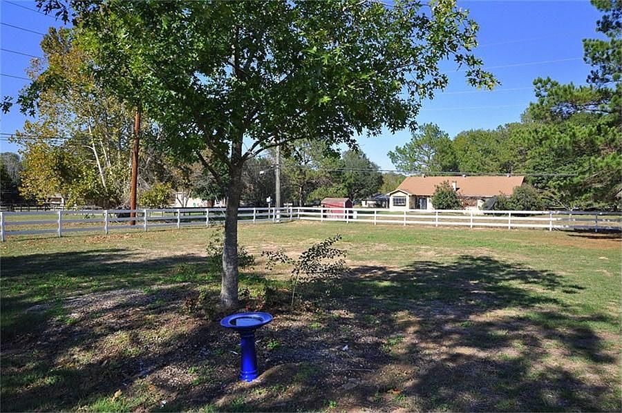 1st image of 18800 Meadow Ln
