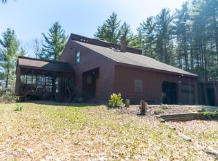 204 Louden Rd, Saratoga Springs, NY 12866