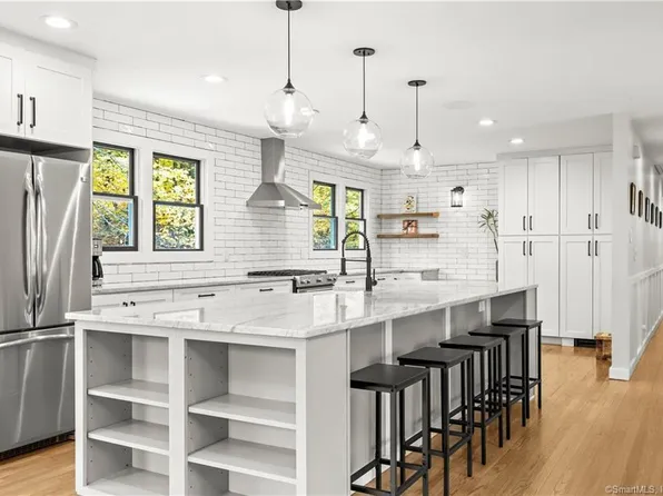 72 Regan Road, Ridgefield, CT 06877