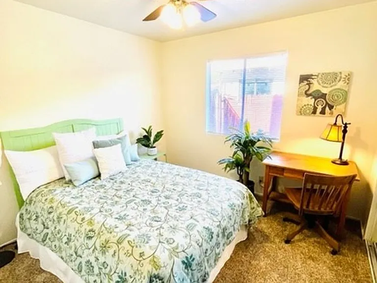 College Place Apartment — Photo 7
