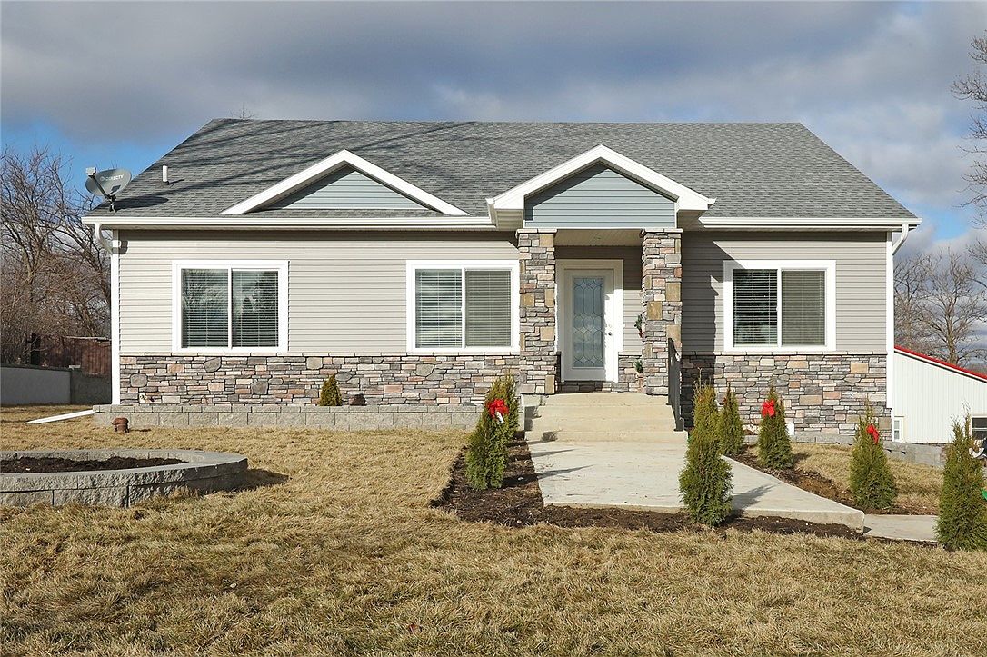 11212 SE 64th Ave, Runnells, IA 50237 Zillow