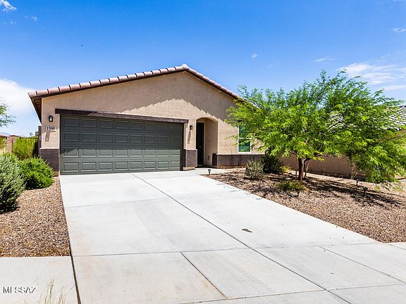 2nd image of 1590 W Cottonwood Canyon Dr