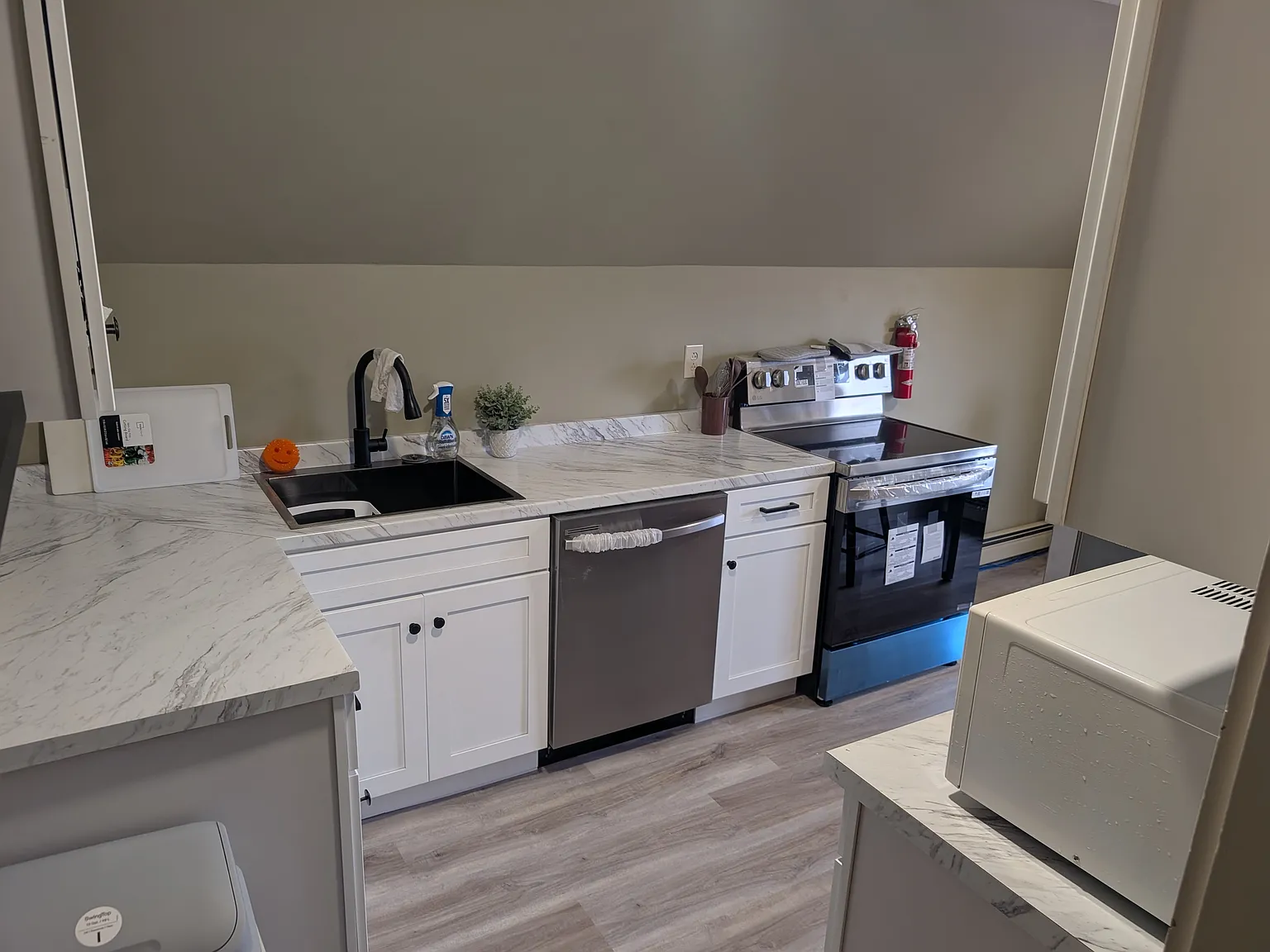 708 Pine St — Photo 2