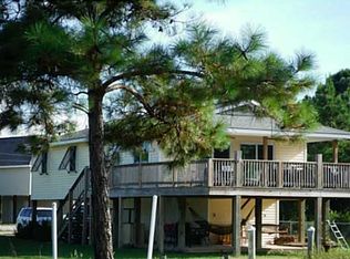4048 Virginia St, Bay St Louis, MS 39520