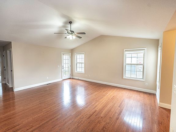 3rd image of 2214 Pebblebrook Ln