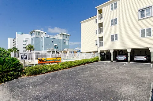 1004 Carolina Beach Ave S #B-4 Photo 1