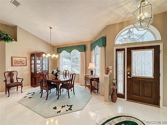 3rd image of 1726 N Wembley Dr