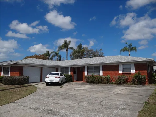 11017 126th Ave, Largo, FL 33778