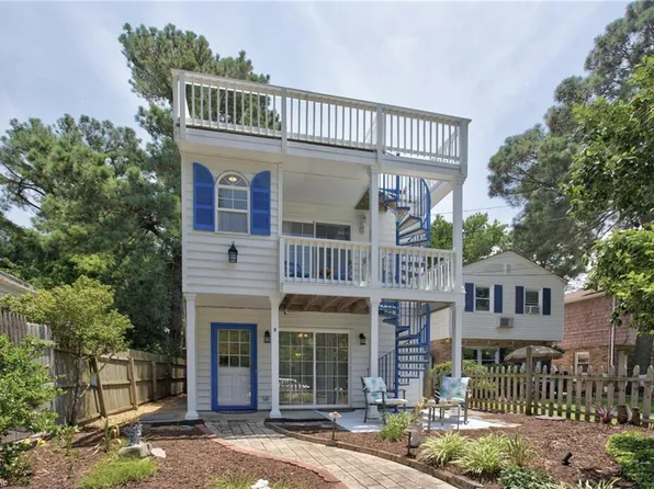 207 89th St, Virginia Beach, VA 23451