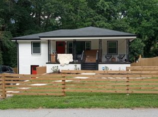 645 Woods Dr NW, Atlanta, GA 30318