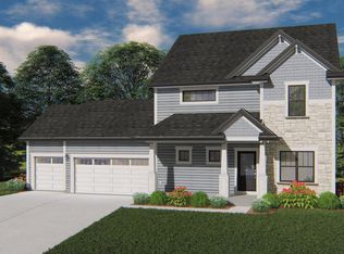 W72N1117 Augusta Ln, Cedarburg, WI 53012