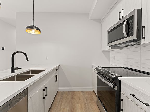 3rd image of 4755 Walker Rd #311