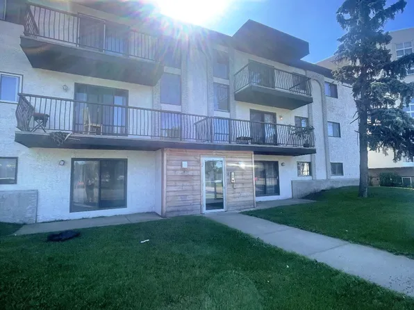 10917 109th St NW #105, Edmonton, AB T5H 3C2