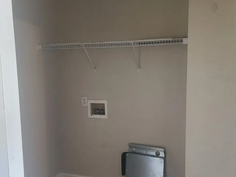 150 Wexford Dr #204 — Photo 24