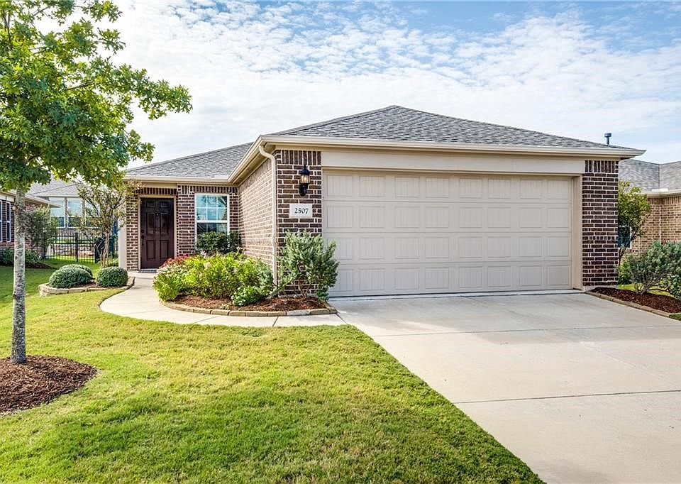 1st image of 2507 Honeybee Ln