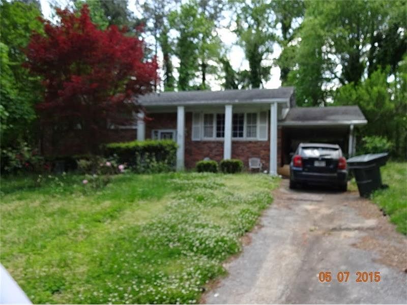 2nd image of 3426 Valley Ridge Ter SW