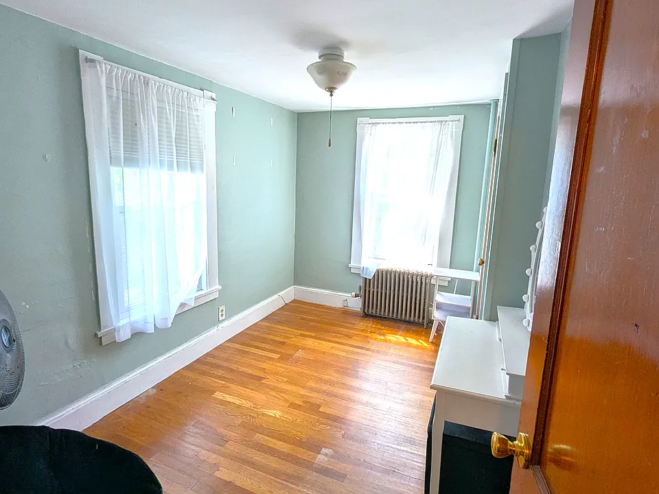 9 Oakland St #2